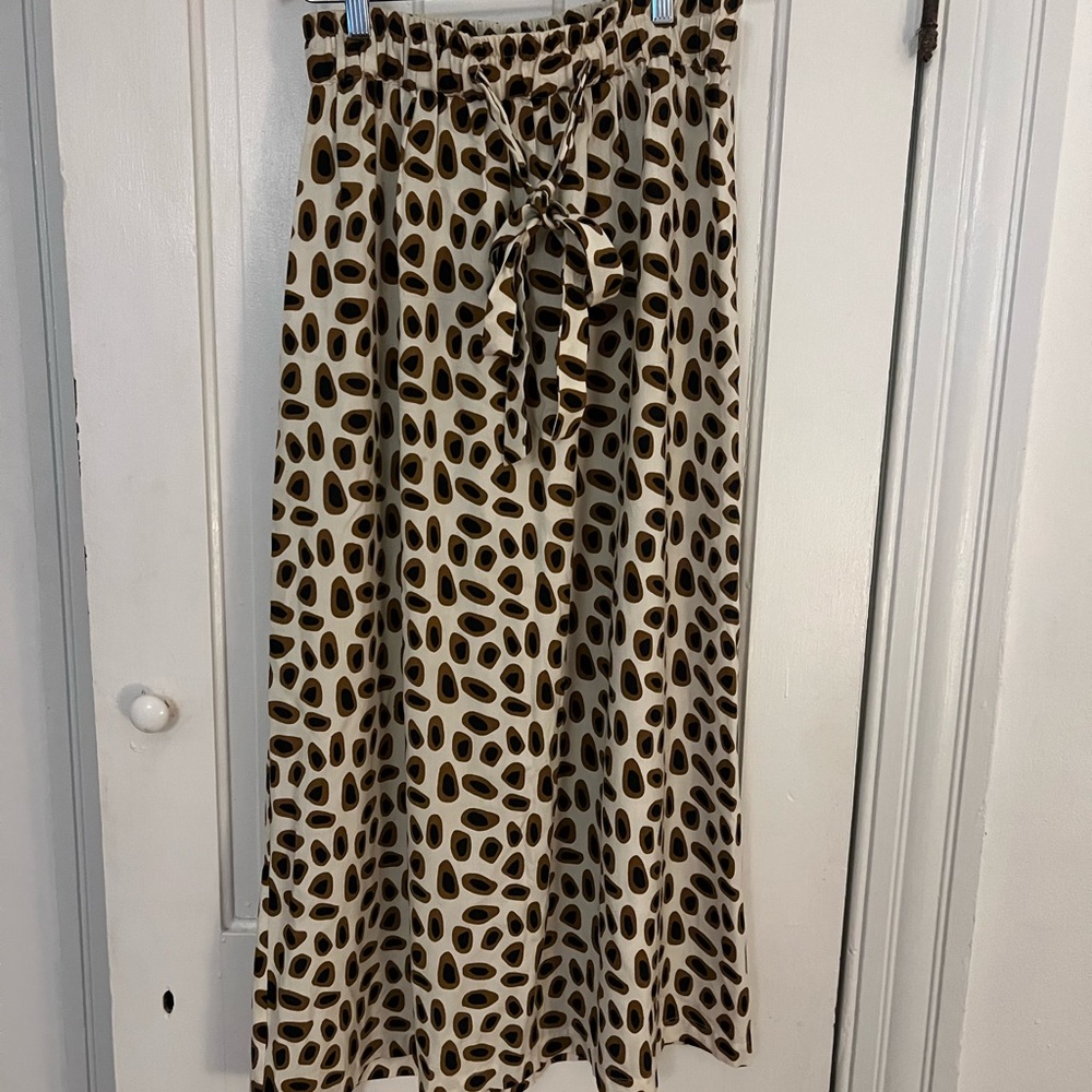 Leopard Print Maxi Skirt - Picture 3 of 5